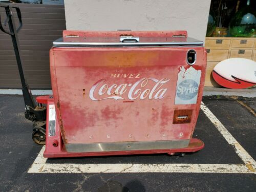 1950s Coca Cola Machine Kelvinator Of Canada