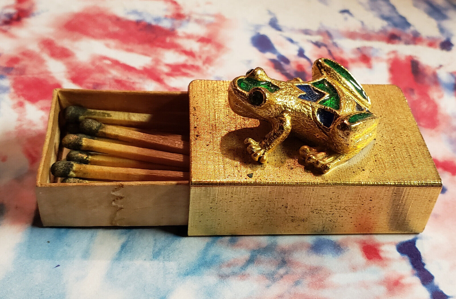 Vintage Florenza Gilt Tone Faux Emerald Gold Frog Match Box